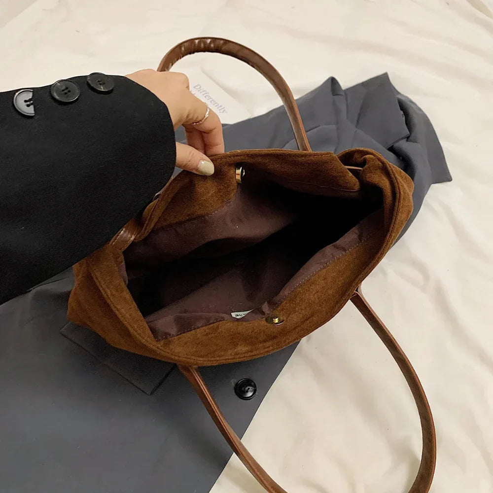 Bolsa de Ombro Elegante Y2K - Tendência Inverno 2024