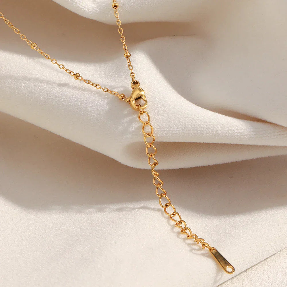 Colar Minimalista de Luxo com Zircão em Aço Inoxidável