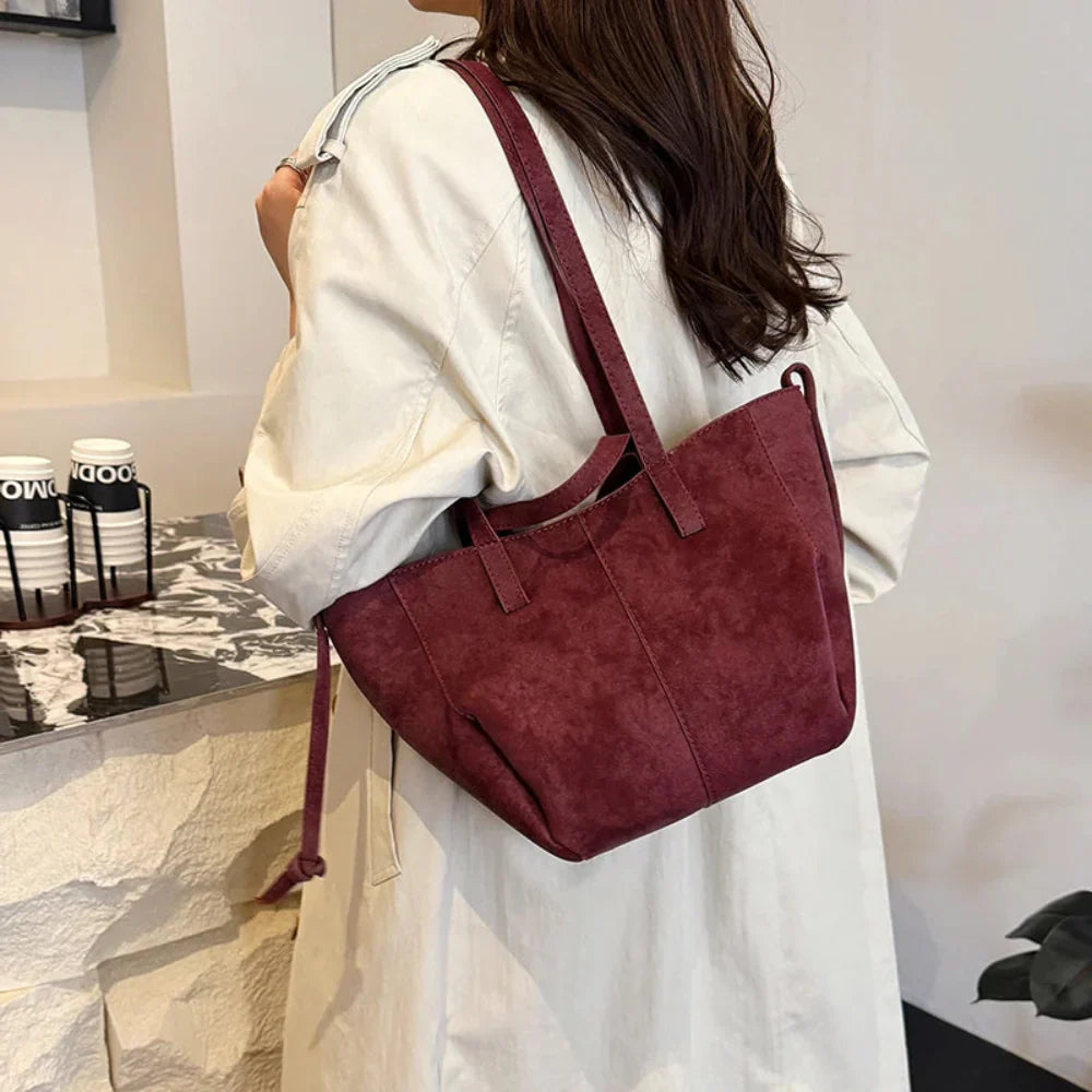 Bolsa de Ombro Luxuosa em Couro Plutônio para Mulheres