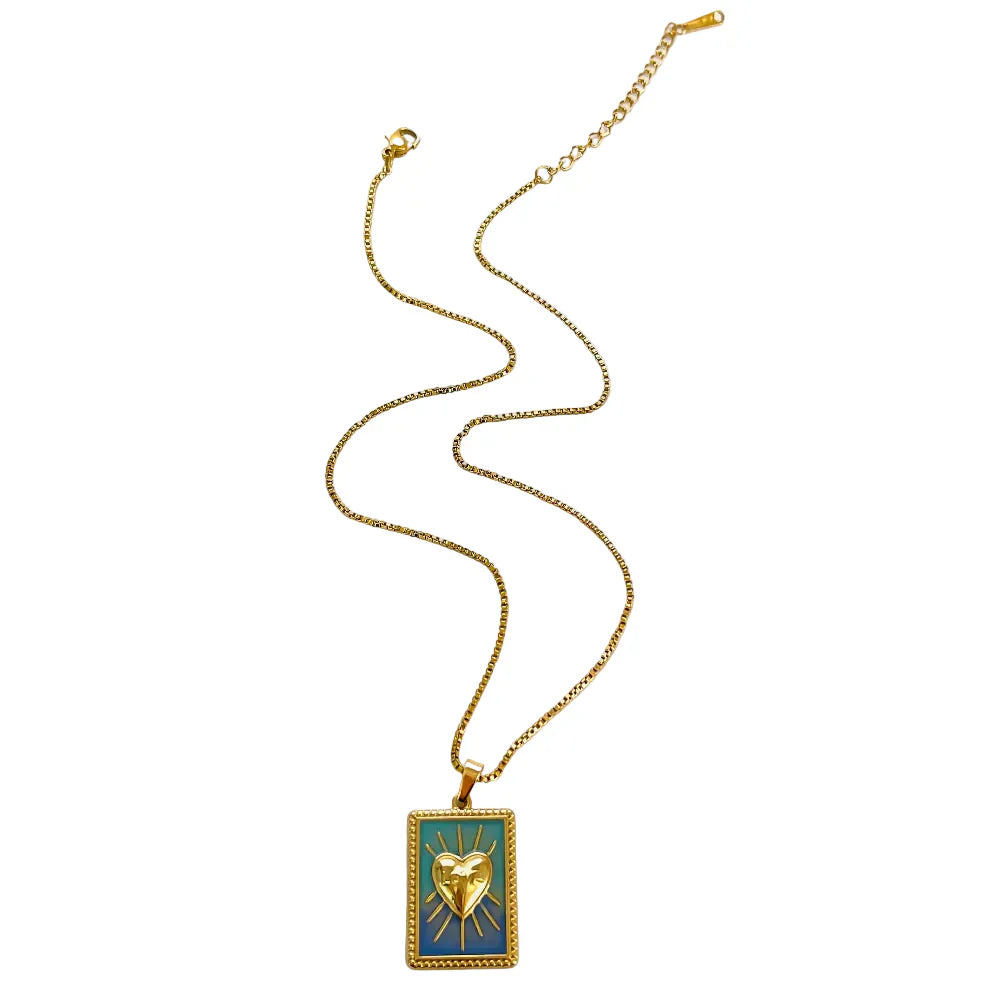 Colar Vintage Coração Esmalte 18k Banhado a Ouro