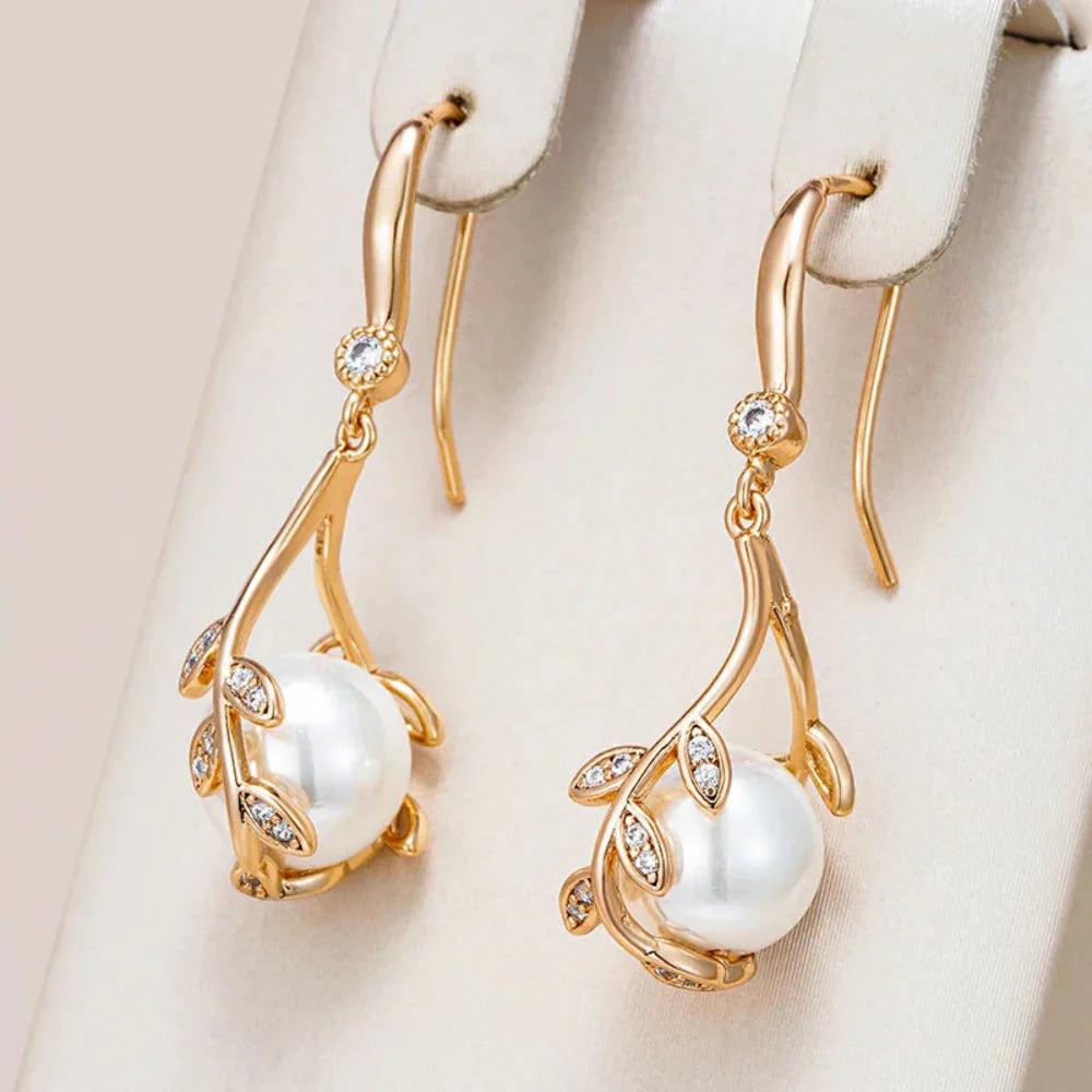 Brincos Elegantes de Pérolas com Zircão Natural