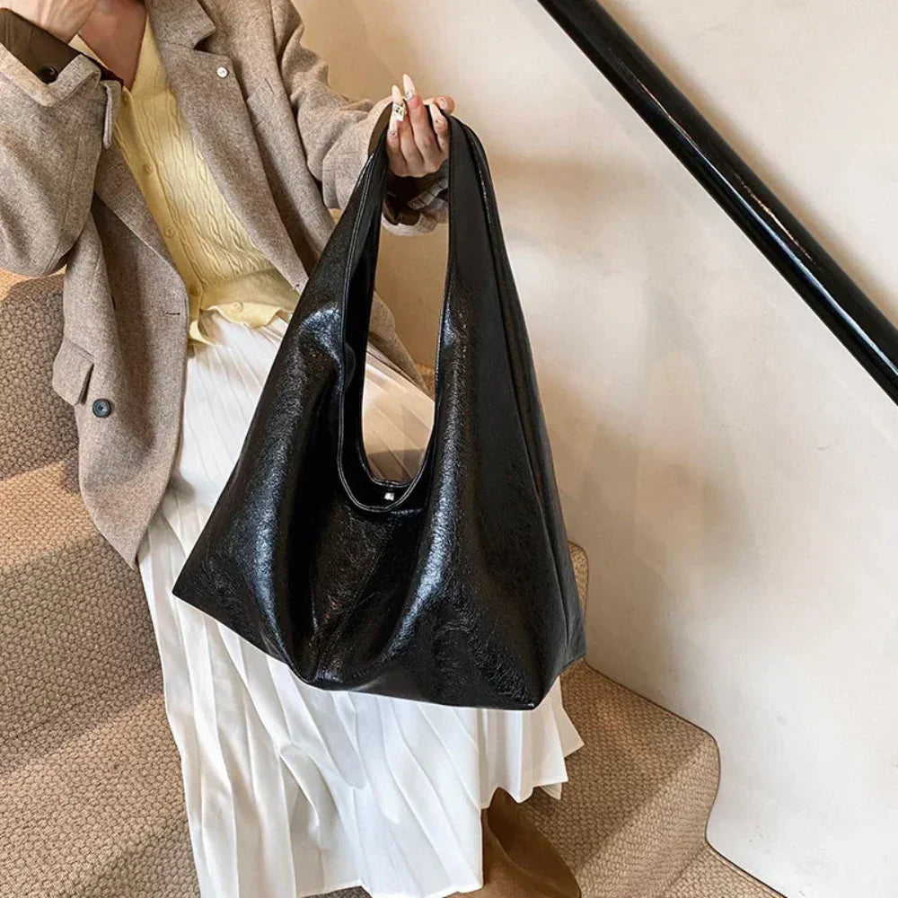 Bolsa Hobo de Couro Plutônio Elegante para Mulheres