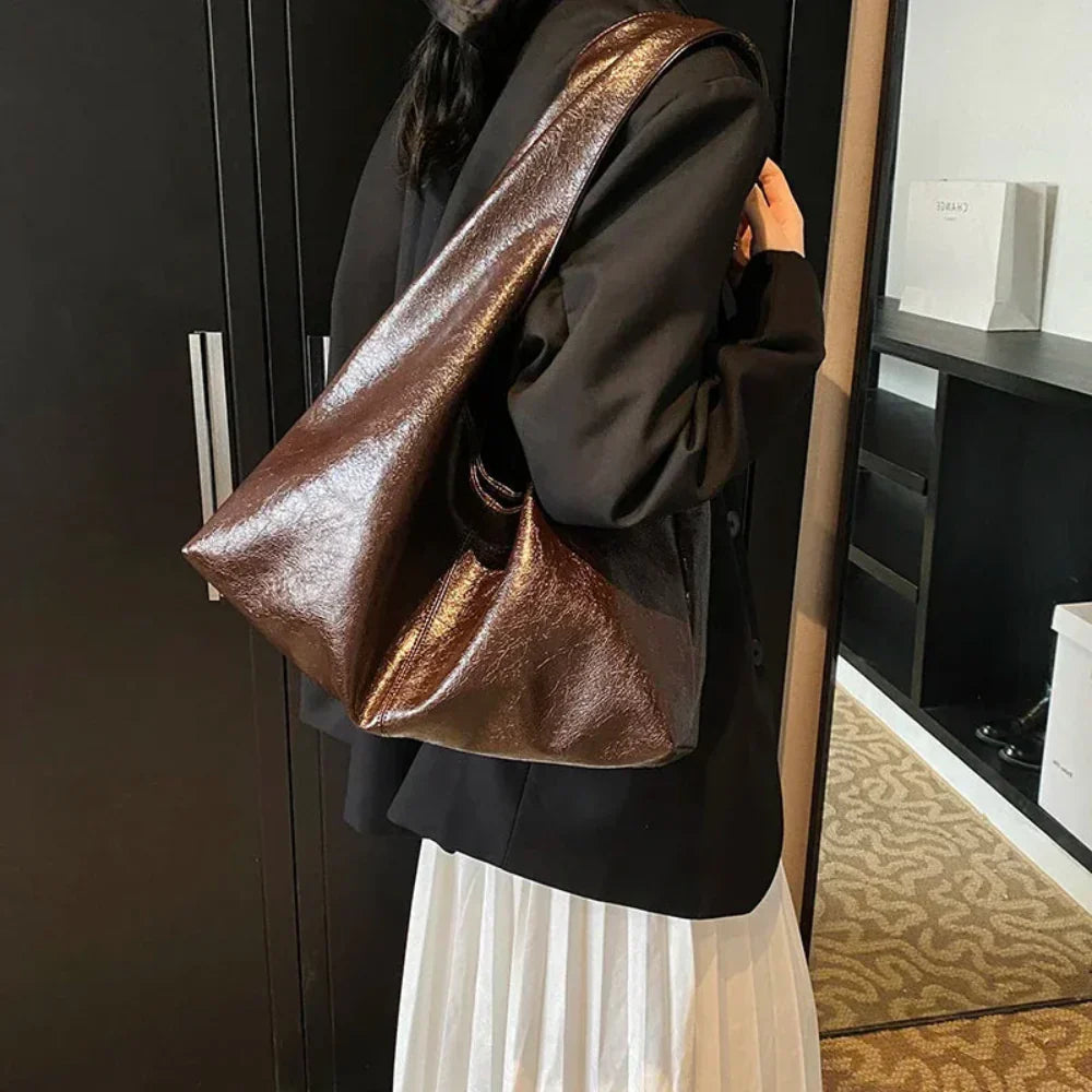 Bolsa Hobo de Couro Plutônio Elegante para Mulheres
