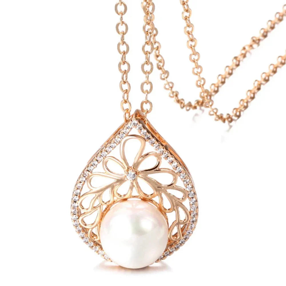 Colar Luxuoso de Pérola e Zircão em Ouro Rosa 585