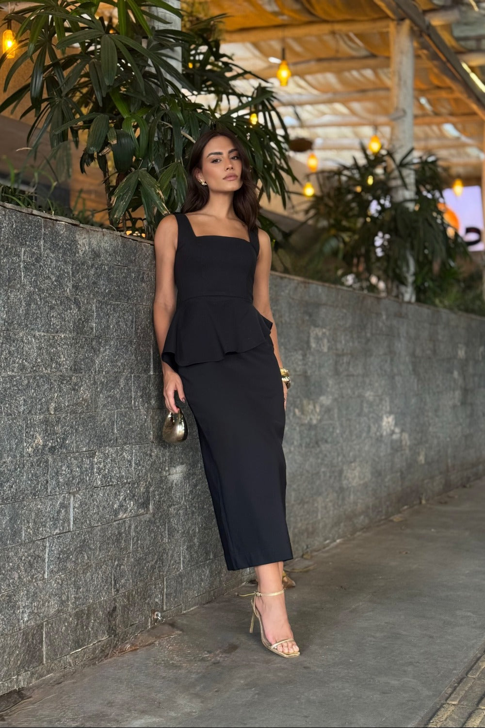 VESTIDO MIDI PEPLUM